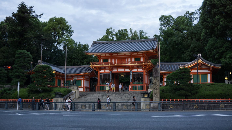 Gate to Yasaka Shrine, Gion district